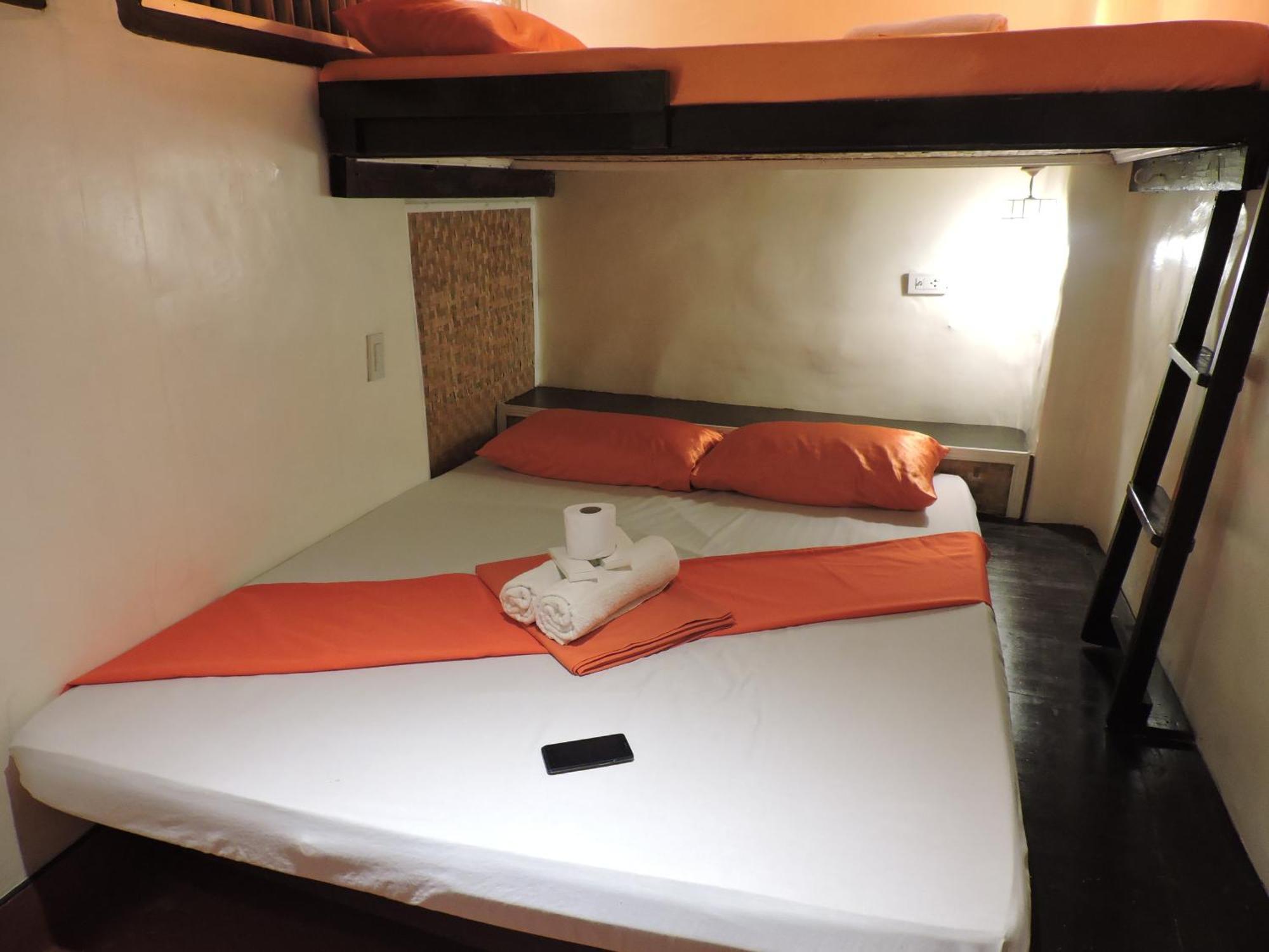 Orange Mangrove Pension House By Sms Hospitality Puerto Princesa Pokoj fotografie