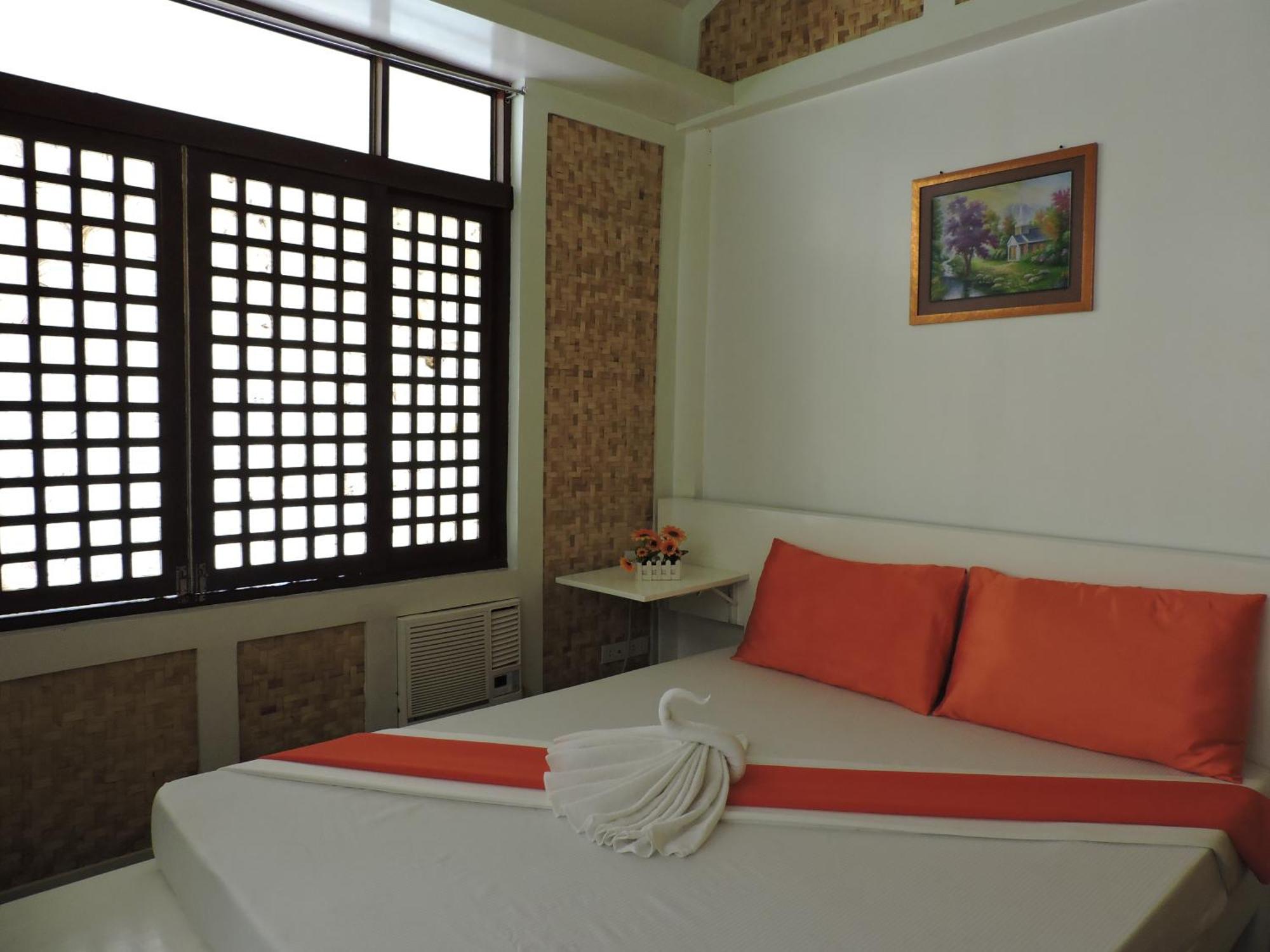 Orange Mangrove Pension House By Sms Hospitality Puerto Princesa Pokoj fotografie